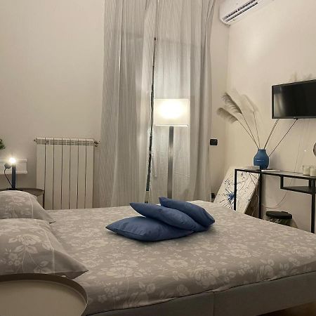 Ventoblu In Centro Napoli Apartamento Exterior foto